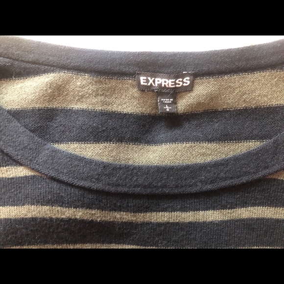 Men’s Express Sweater - Picture 2 of 2